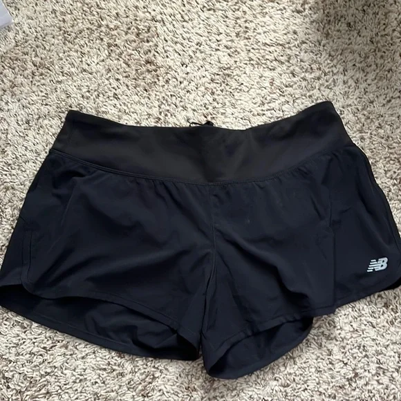 New balance athletic shorts - Picture 1 of 4